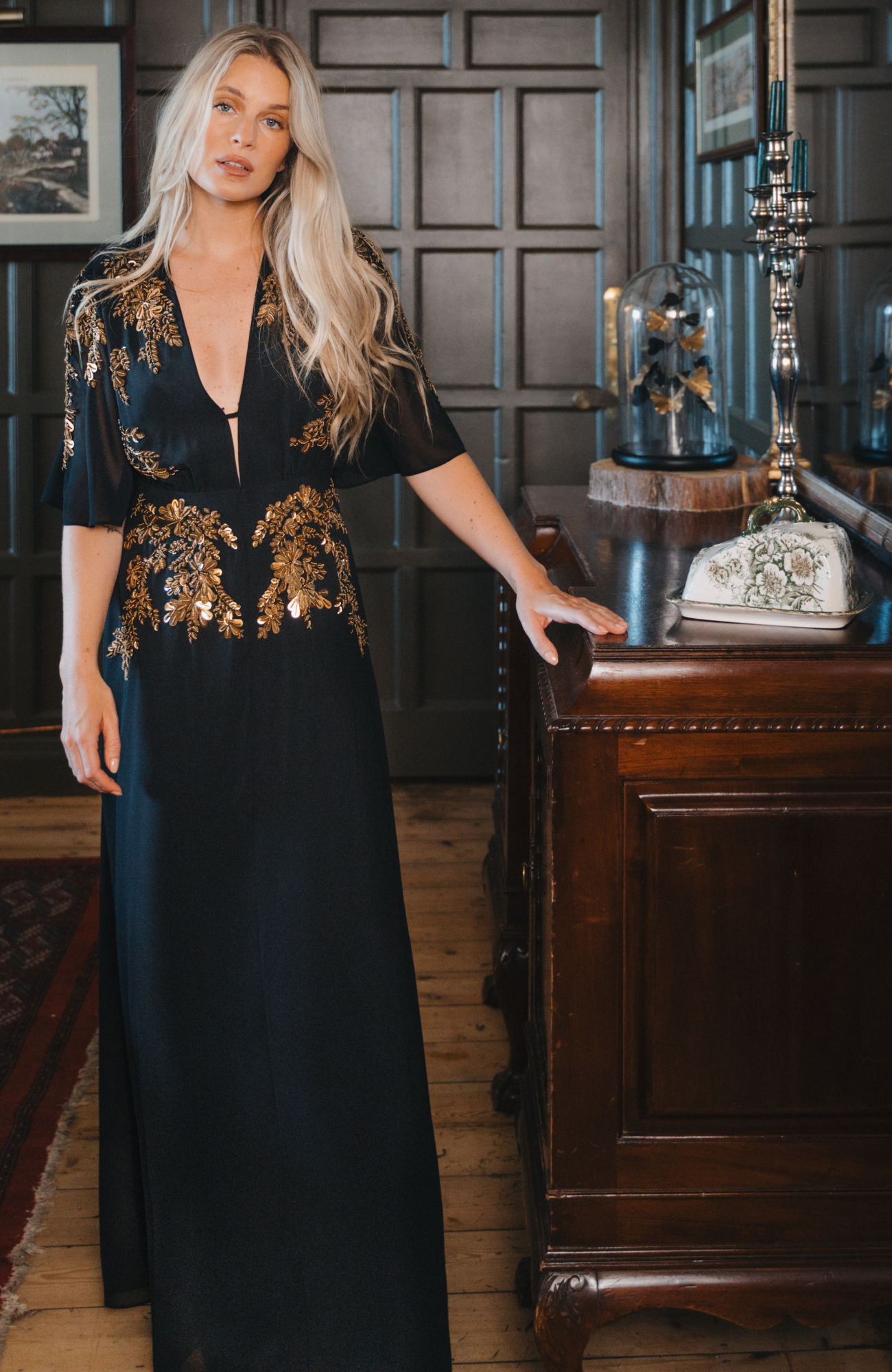 Hope & Ivy Shay Gold Floral Embellished Maxi Dress with Flutter Sleeves, UK6 Hope & Ivy Shay Gold Floral Embellished Maxi Dress with Flutter Sleeves, UK6