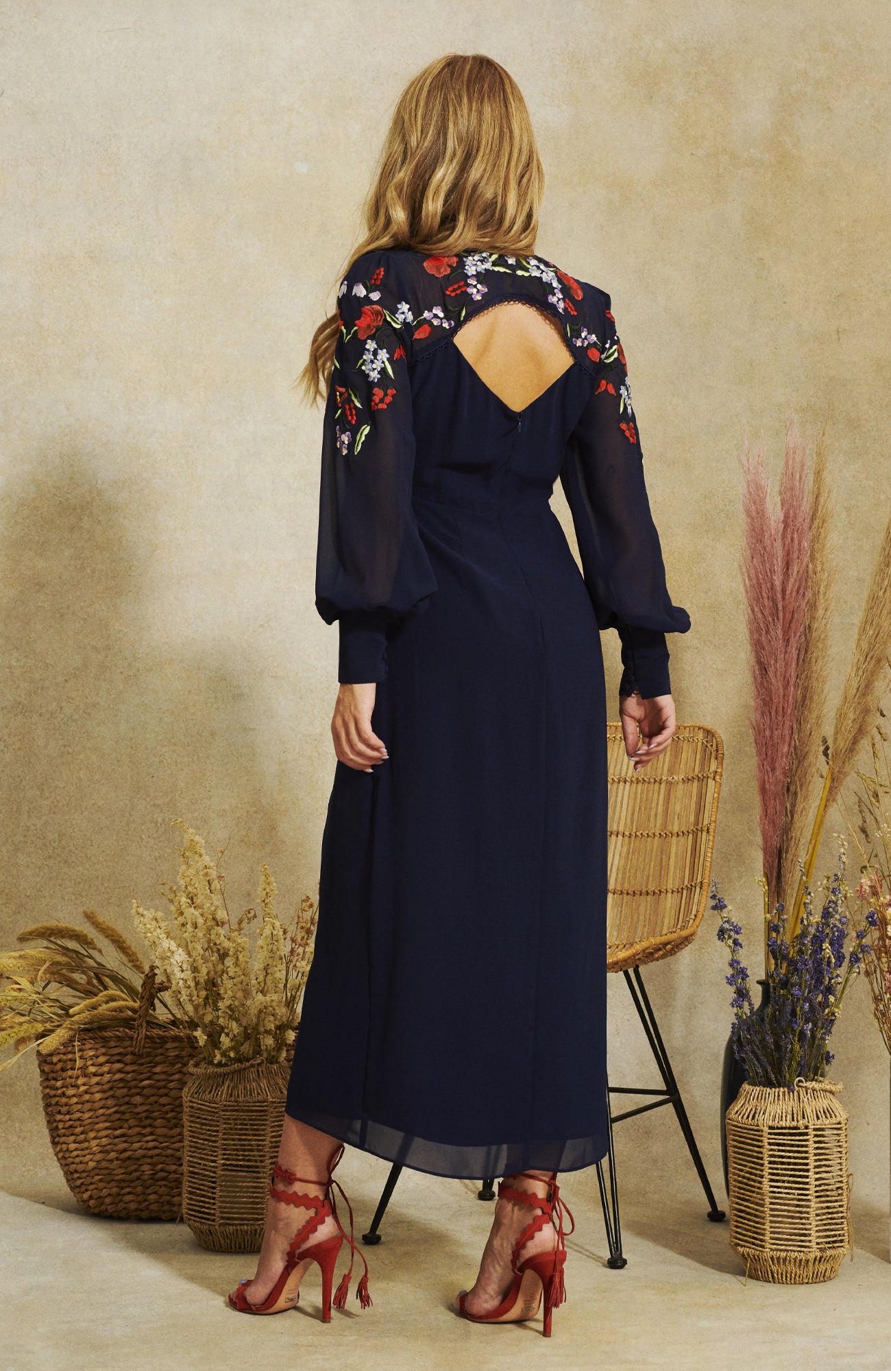 The Odette Hope And Ivy Womens Occasionwear With Beautiful Embroidery And Prints 9536