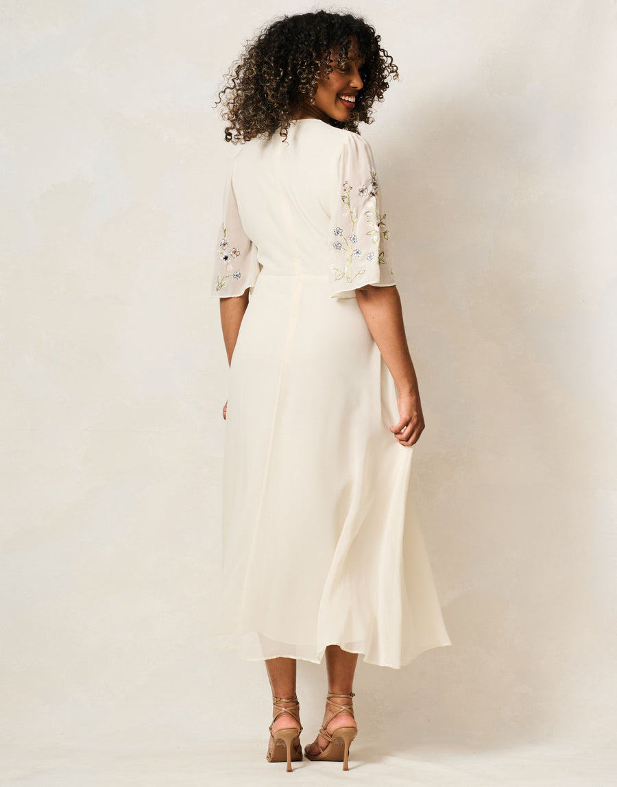 The Fleur HOPE & IVY | Women's Occasionwear With Beautiful Embroidery & Prints The Fleur HOPE & IVY | Women's Occasionwear With Beautiful Embroidery & Prints