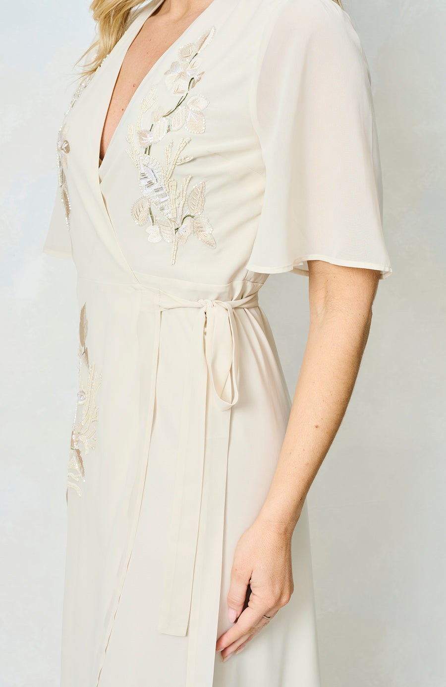 The Violet HOPE & IVY | Women's Occasionwear With Beautiful Embroidery & Prints The Violet HOPE & IVY | Women's Occasionwear With Beautiful Embroidery & Prints