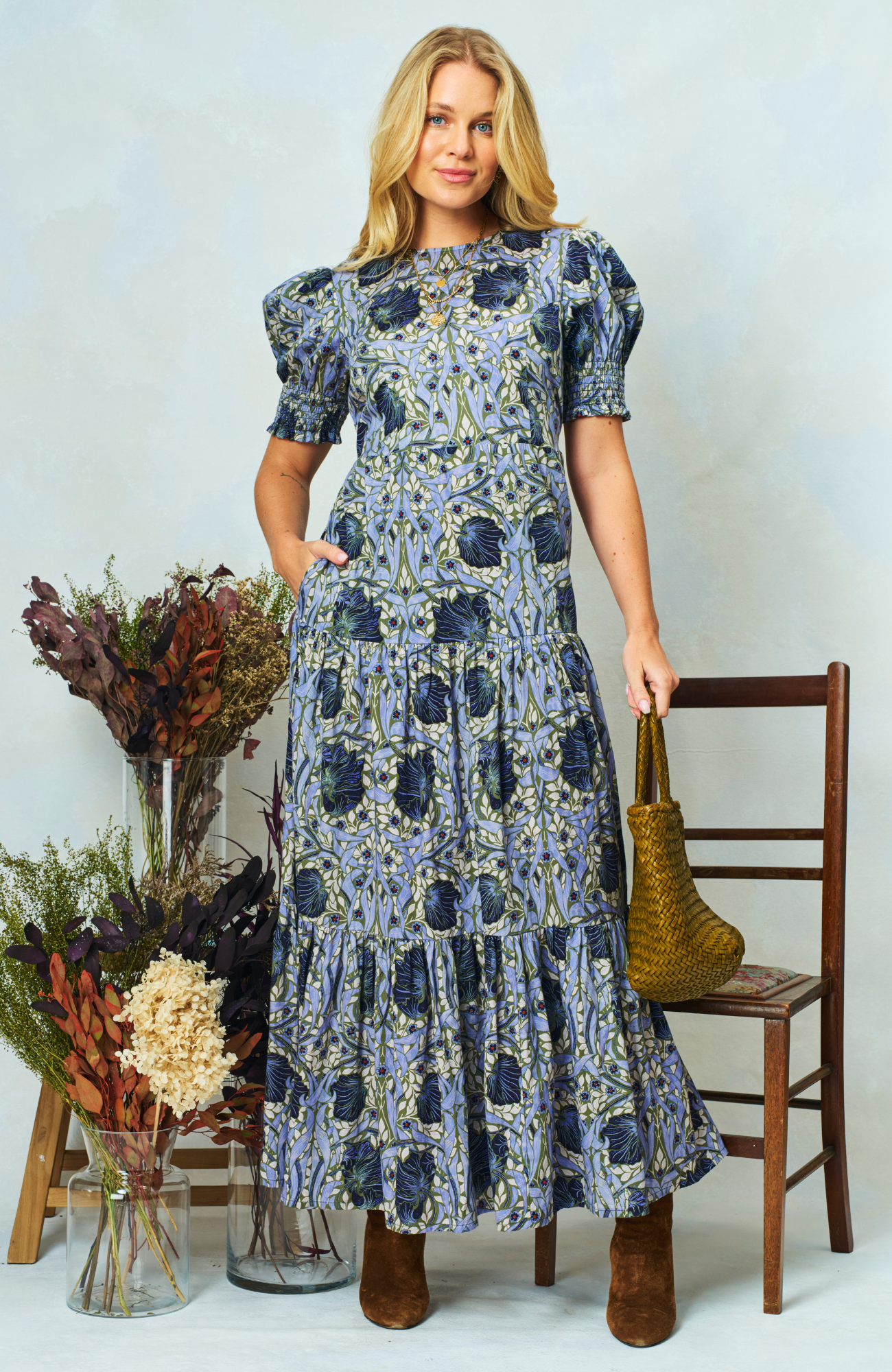 The Lilliana - The William Morris Society