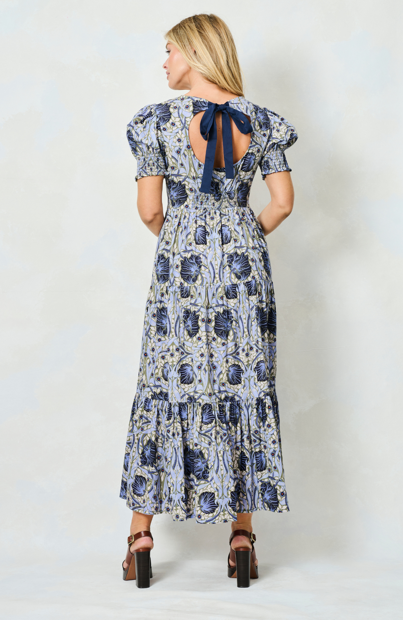 The Lilliana - The William Morris Society