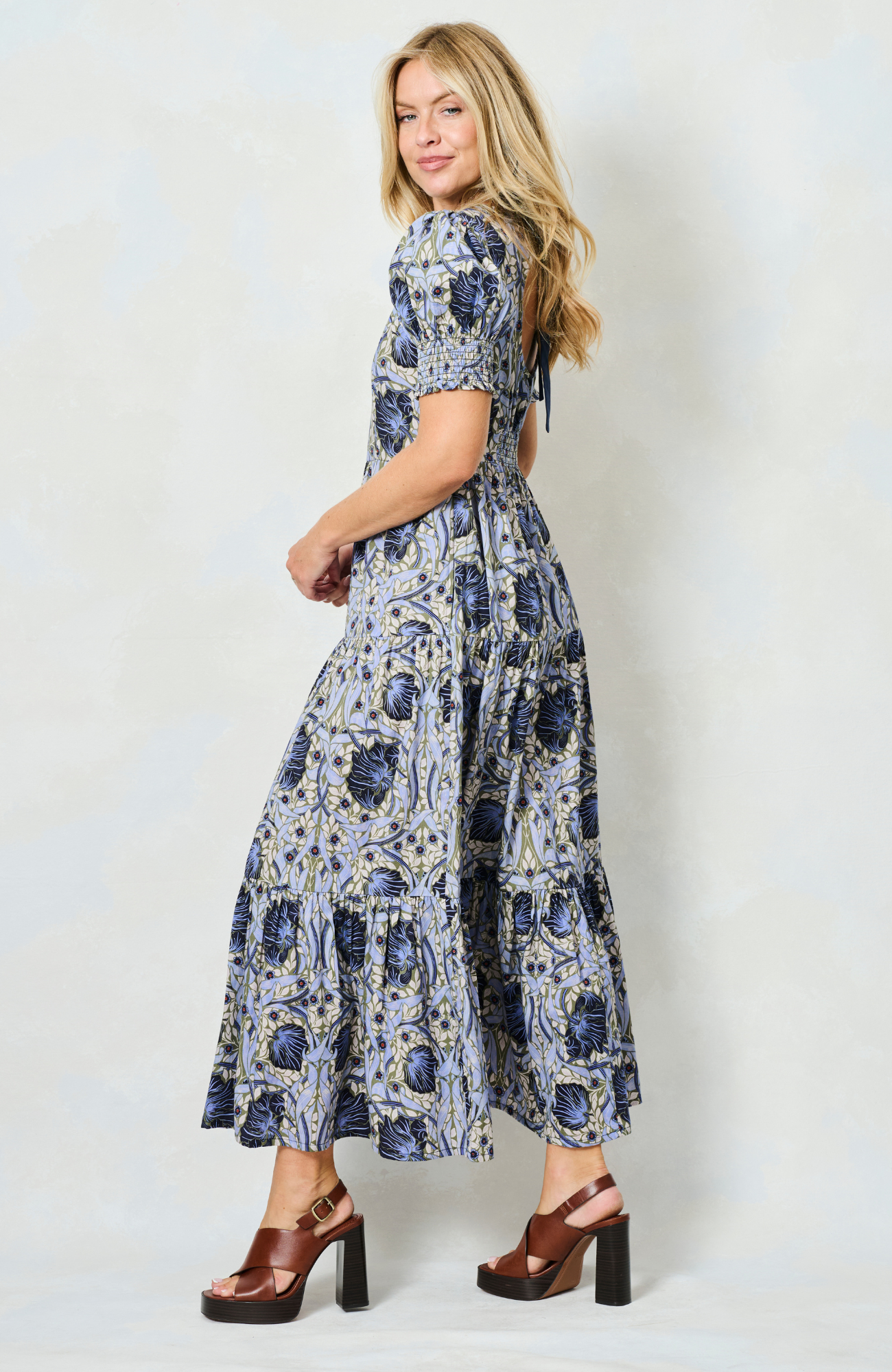 The Lilliana - The William Morris Society