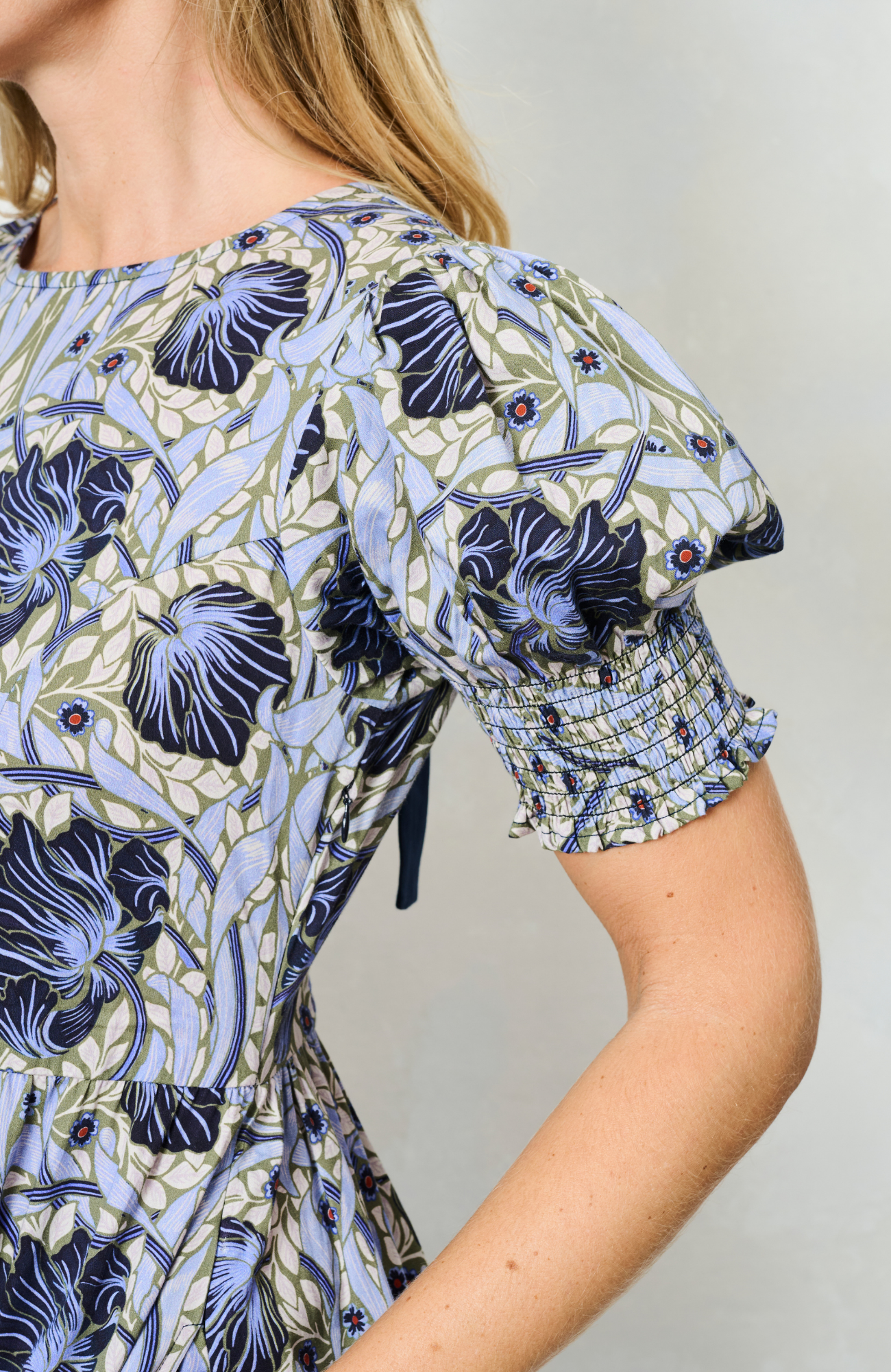 The Lilliana - The William Morris Society