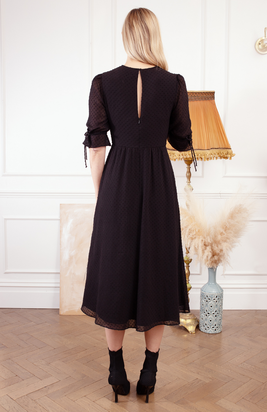 The Lilou HOPE & IVY | Women's Occasionwear With Beautiful Embroidery & Prints The Lilou HOPE & IVY | Women's Occasionwear With Beautiful Embroidery & Prints